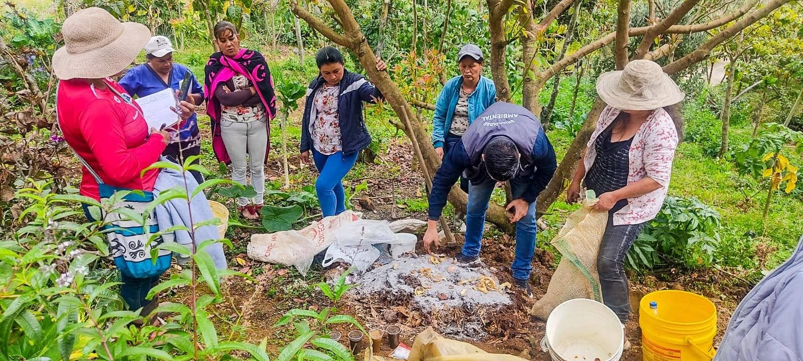 Foto Corpoboyacá promueve ‘Huertas Comunitarias Sostenibles 3.0’ para conservar la naturaleza y promover la producción responsable
